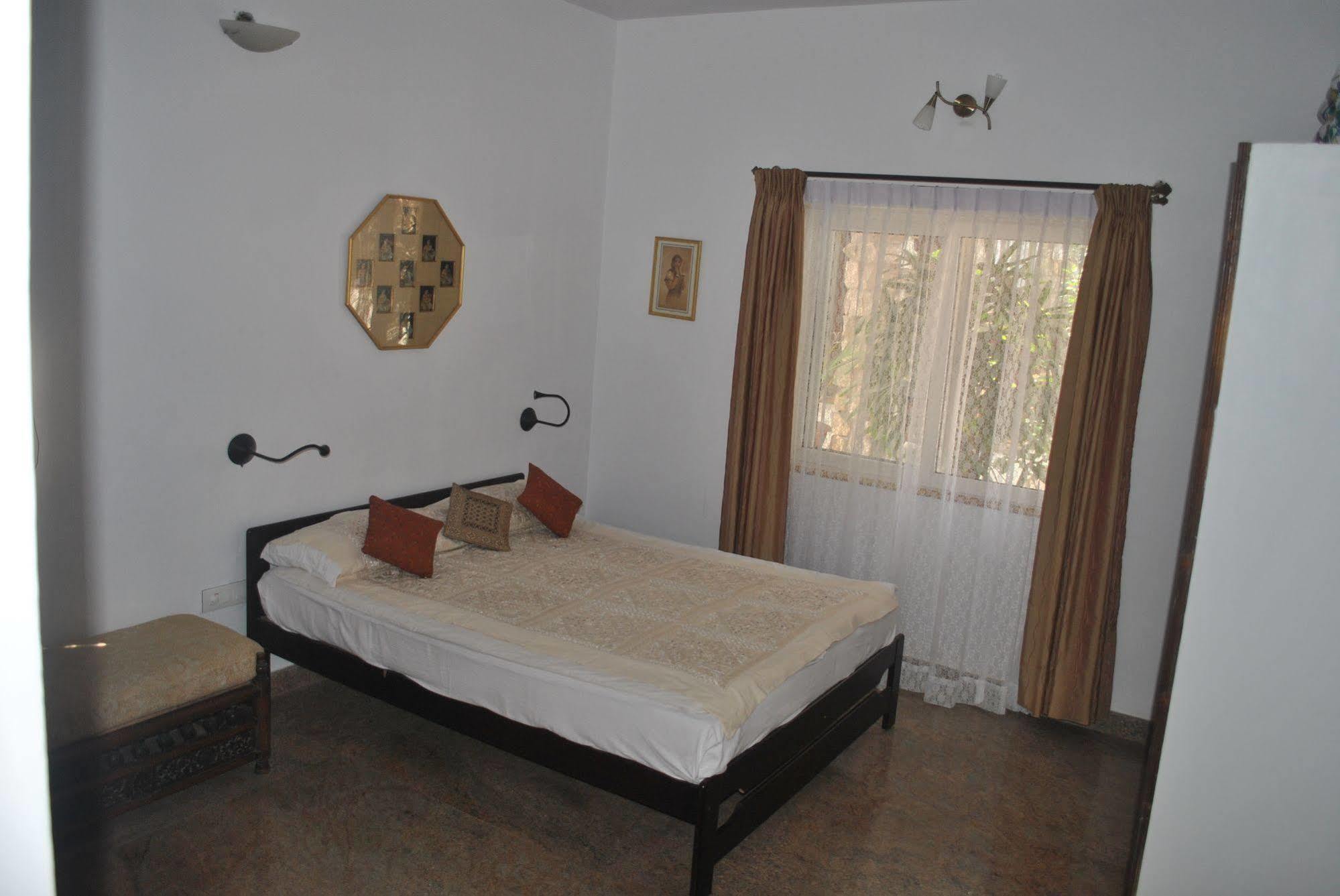 Eagle Ridge Resort Bangalore Esterno foto